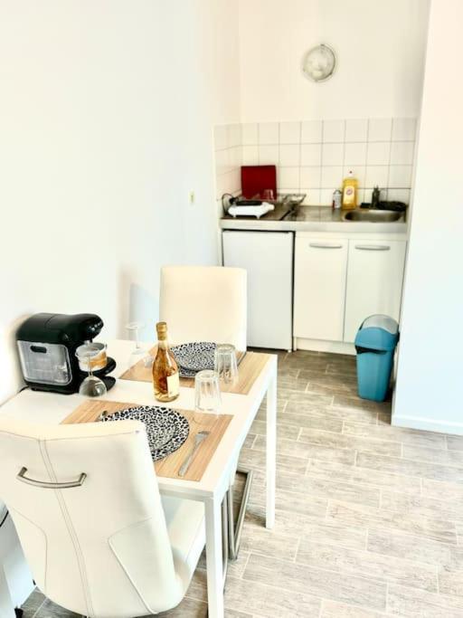 Superbe Appartement Tres Calme Et Confortable Reims Eksteriør bilde