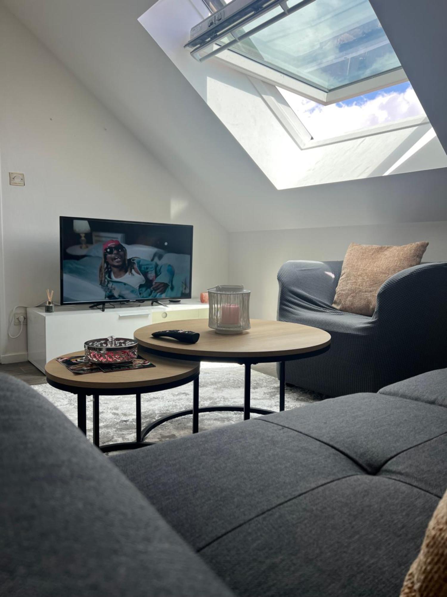 Superbe Appartement Tres Calme Et Confortable Reims Eksteriør bilde
