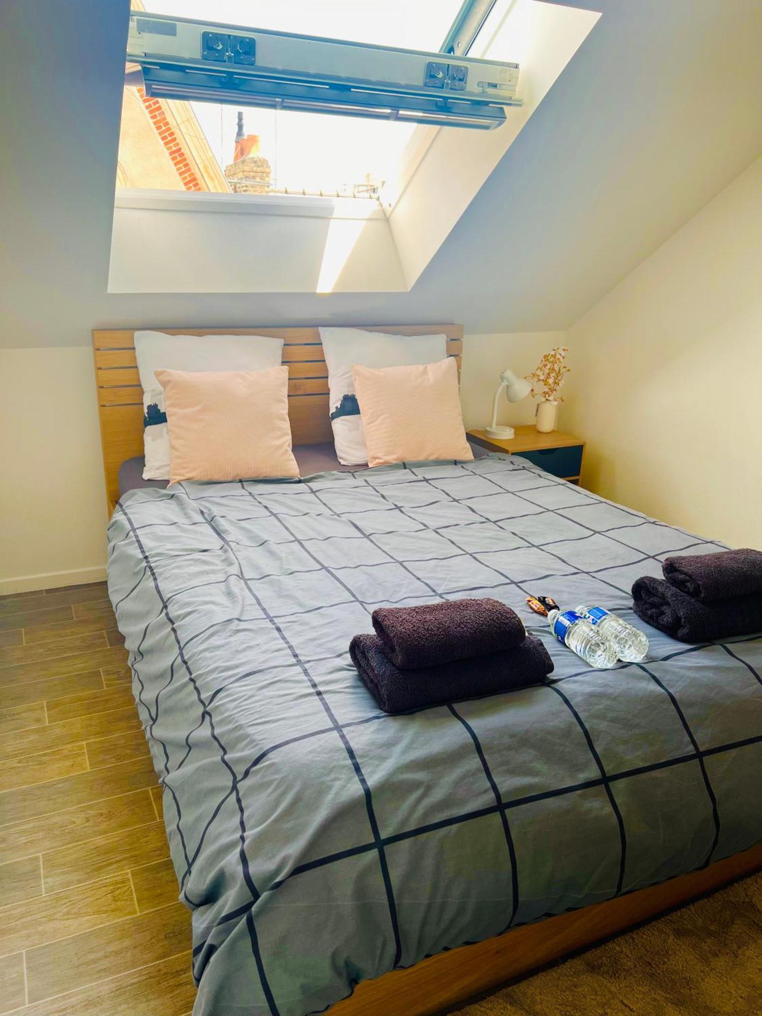 Superbe Appartement Tres Calme Et Confortable Reims Eksteriør bilde